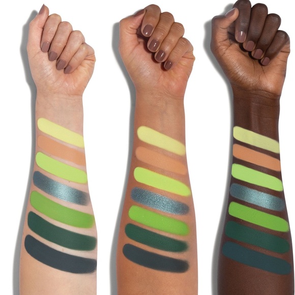 Morphe x Disney Micky & Friends Truth Be Bold Artistry Palette - Picture 7 of 16